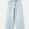 Weite Jeans mit herzförmigen Taschen Weite Jeans mit herzförmigen Taschen