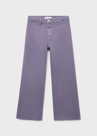 Weite Jeans mit leicht ausgefranstem Saum