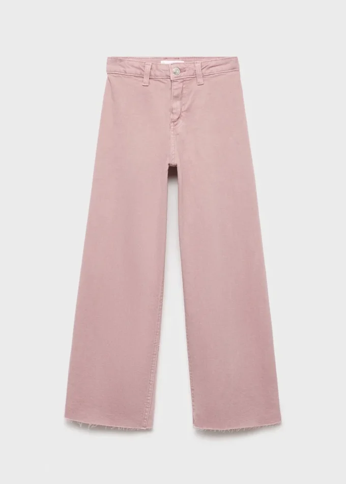 Weite Jeans mit leicht ausgefranstem Saum Weite Jeans mit leicht ausgefranstem Saum