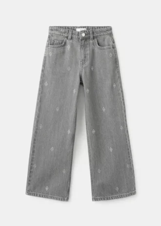 Weite Jeans mit Strasssteinen