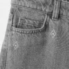 Weite Jeans mit Strasssteinen Weite Jeans mit Strasssteinen