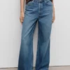 Weite Jeans mit umgeschlagenem Saum