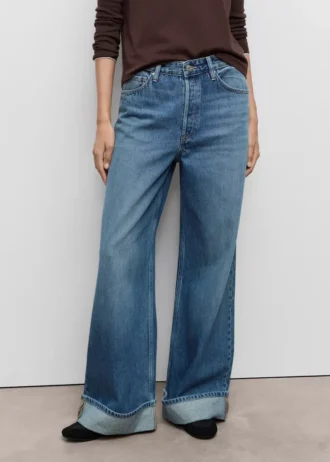 Weite Jeans mit umgeschlagenem Saum