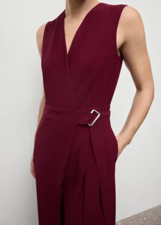 Wickeljumpsuit mit Gürtel