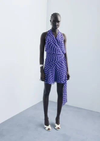 Wickelkleid mit Punkten Wickelkleid mit Punkten