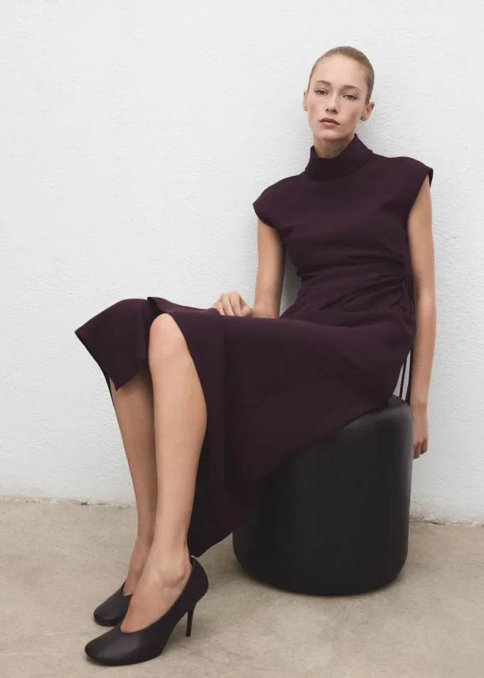 Wickelkleid mit Rollkragen Wickelkleid mit Rollkragen