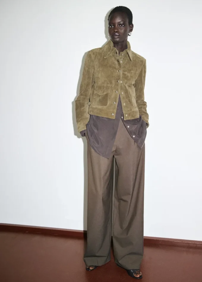 Wildlederjacke mit Knöpfen Wildlederjacke mit Knöpfen
