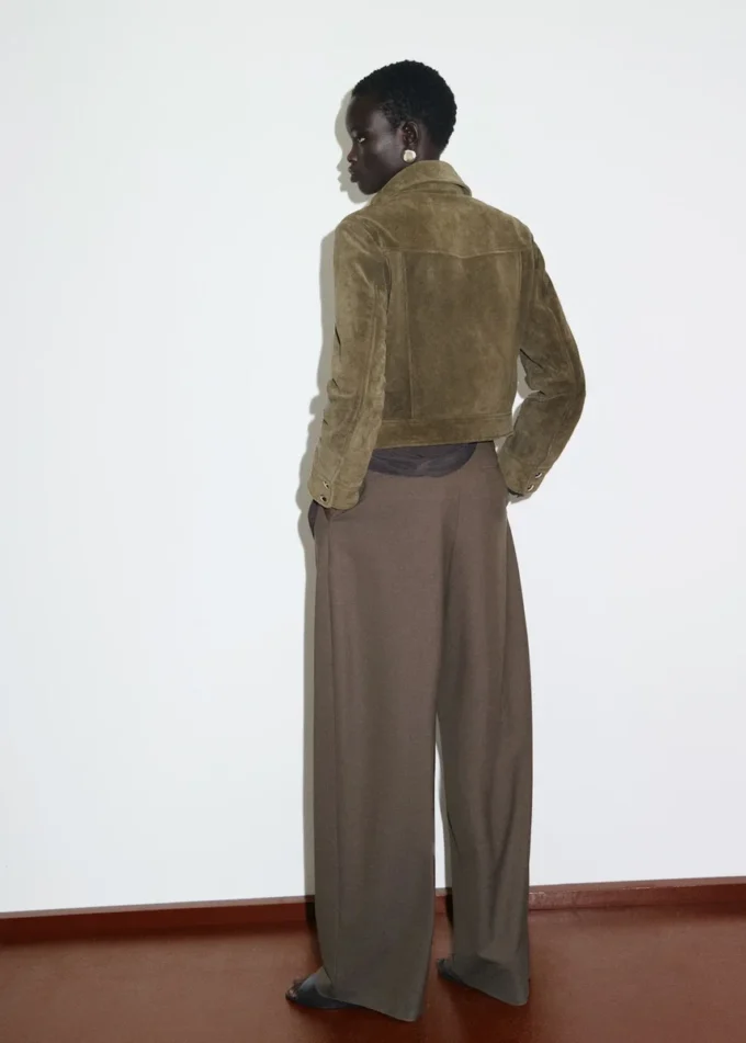 Wildlederjacke mit Knöpfen Wildlederjacke mit Knöpfen