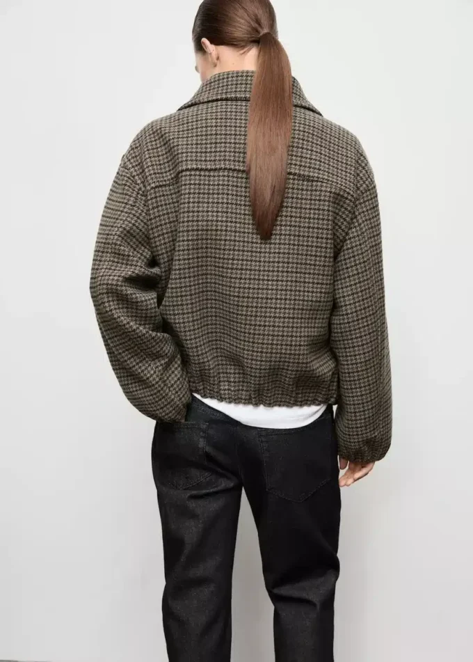 Wolljacke mit Hahnentrittmuster Wolljacke mit Hahnentrittmuster