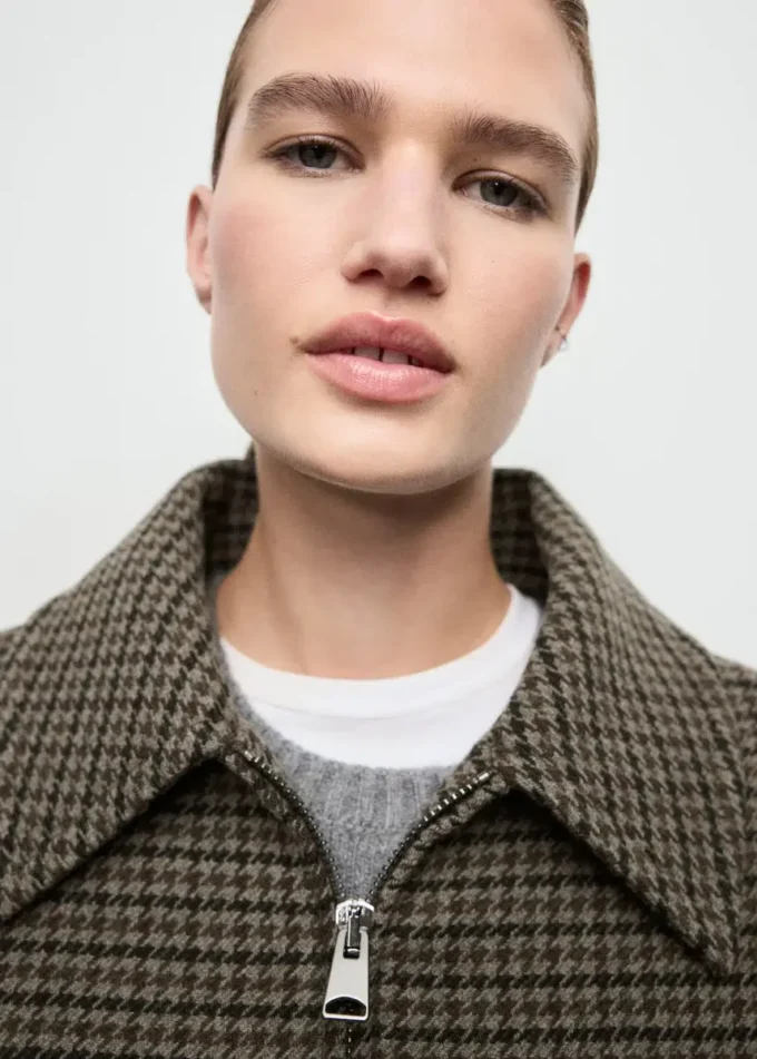 Wolljacke mit Hahnentrittmuster Wolljacke mit Hahnentrittmuster