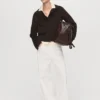 Wolljacke mit Knöpfen