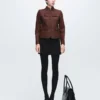 Wolljacke mit Stehkragen und Taschen Wolljacke mit Stehkragen und Taschen