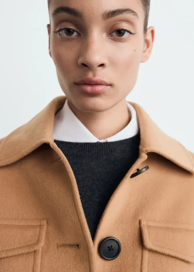 Wolljacke mit Taschen