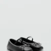 Zweifarbige Ballerinas mit Schleife Zweifarbige Ballerinas mit Schleife