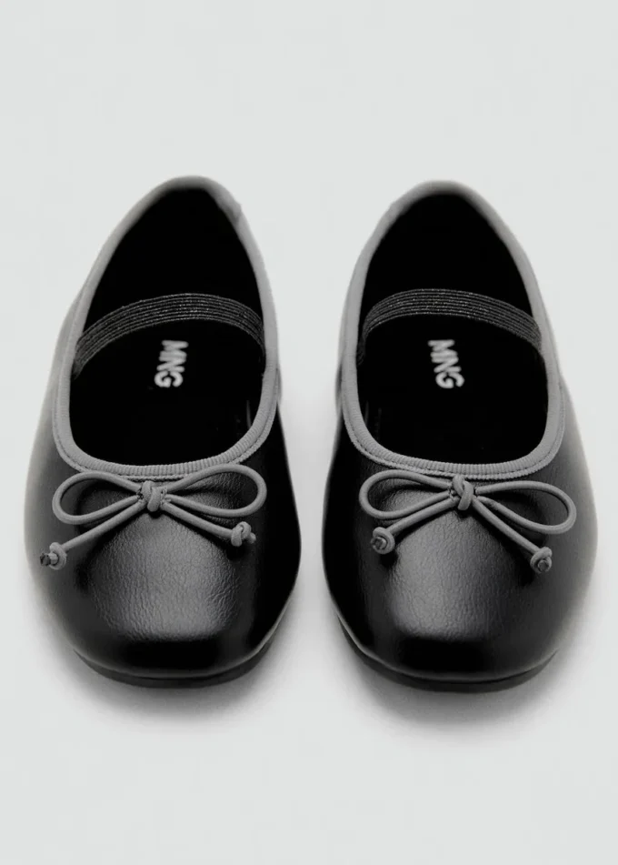 Zweifarbige Ballerinas mit Schleife Zweifarbige Ballerinas mit Schleife