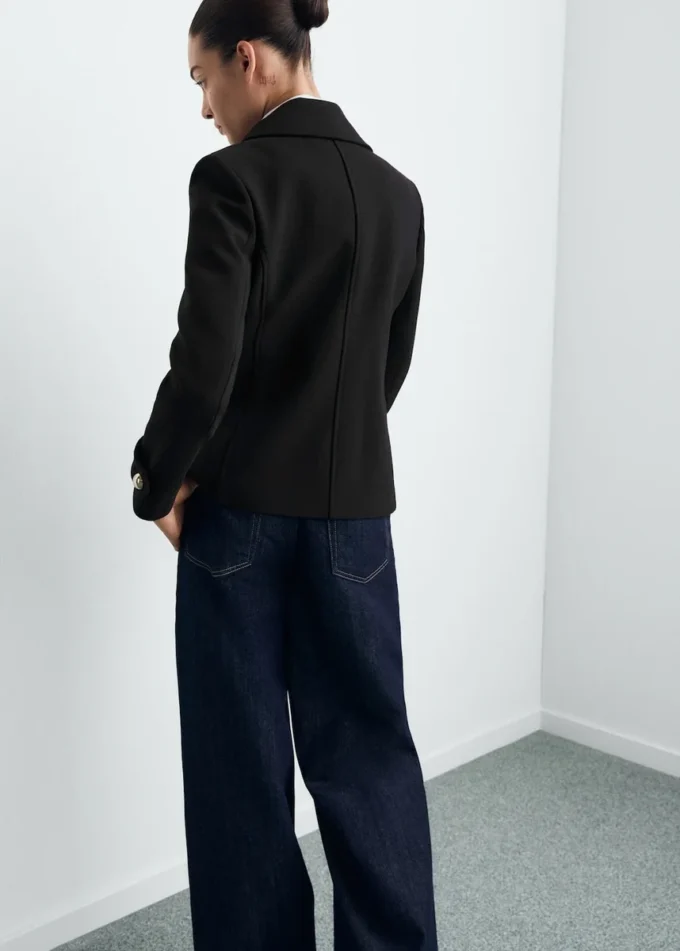 Zweireihige Jacke mit Revers