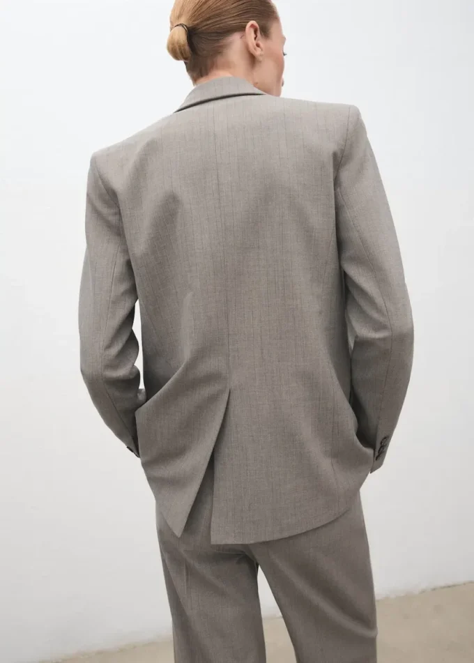 Zweireihiger Blazer aus Wollmischung